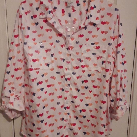est 1948 Tops - Est 1948 hearted button down Top/blouse
